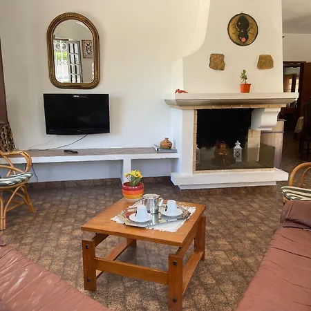 Balaia House Tatil Evi